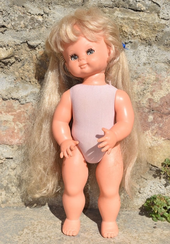 poupée Bella corps souple articulé Sybille