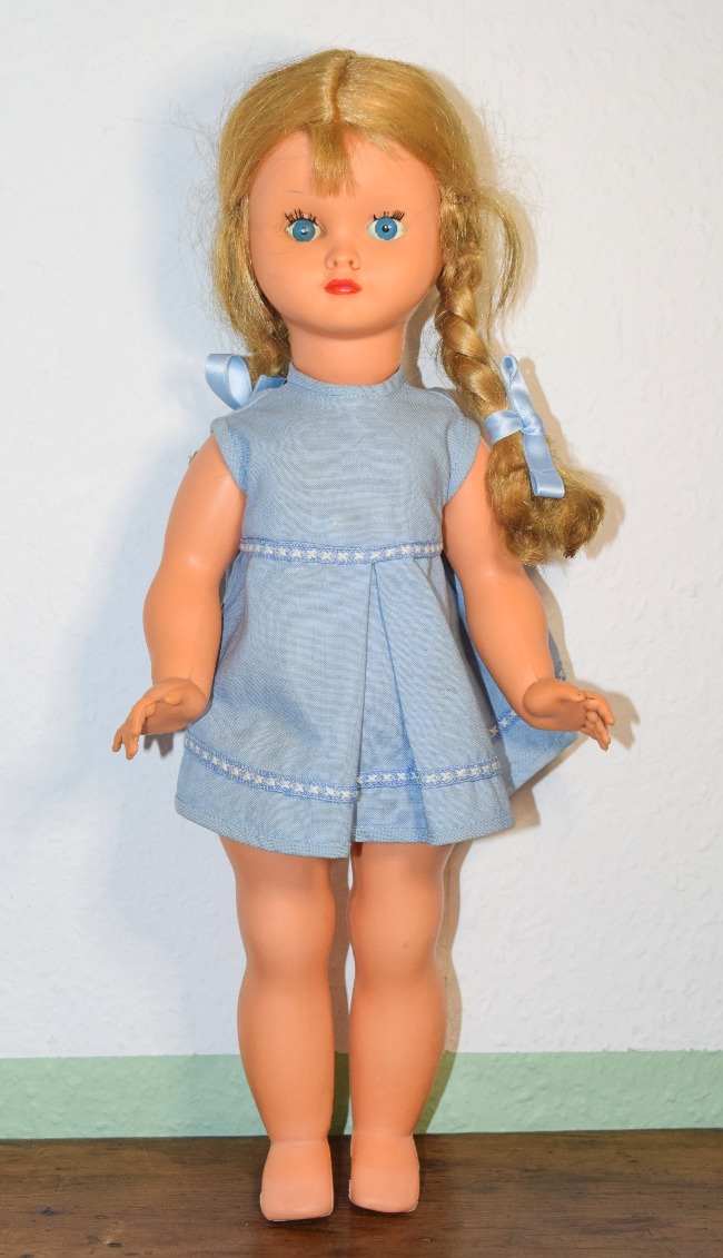 poupée Bella en alkatène