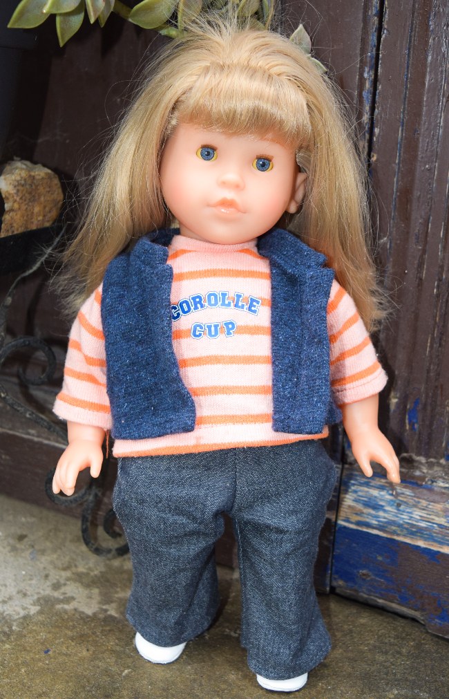 claire_corolle_cup_poupee