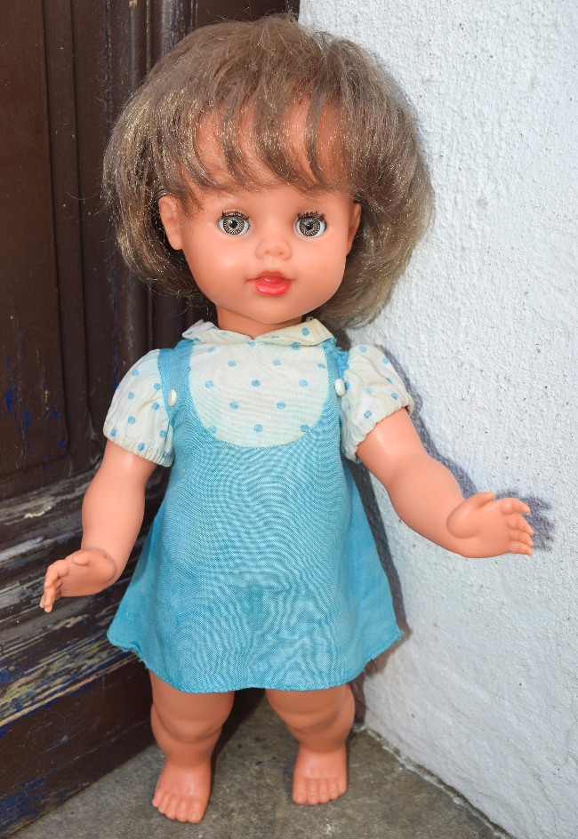 poupée Bella Nicolette série spéciale Le bon marché