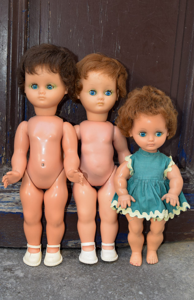 poupée Bella H500 H550 marcheuse à voix