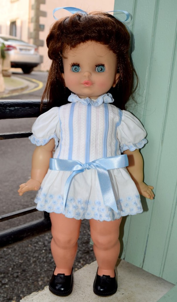 Eveline, poupée Clodrey électrique parlante